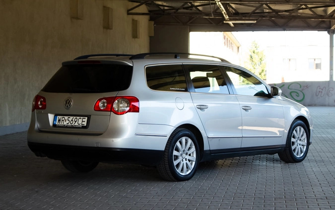 Volkswagen Passat cena 17900 przebieg: 400213, rok produkcji 2010 z Radom małe 704